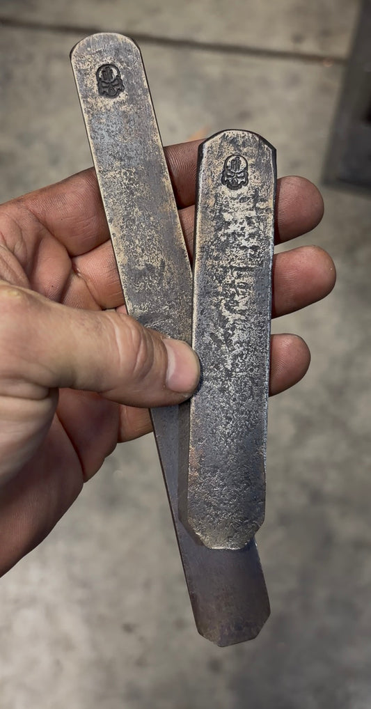 Pipe welding wedges